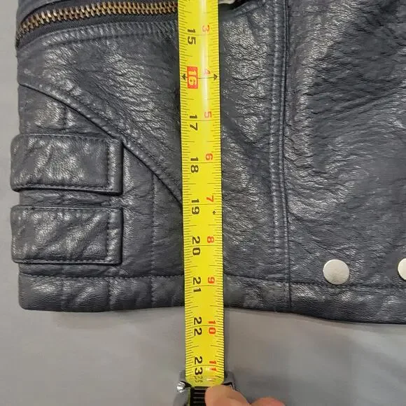 Bernardo Faux Leather Moto Biker Jacket Gray Asym Zip Buckle Hardware - Picture 6 of 10